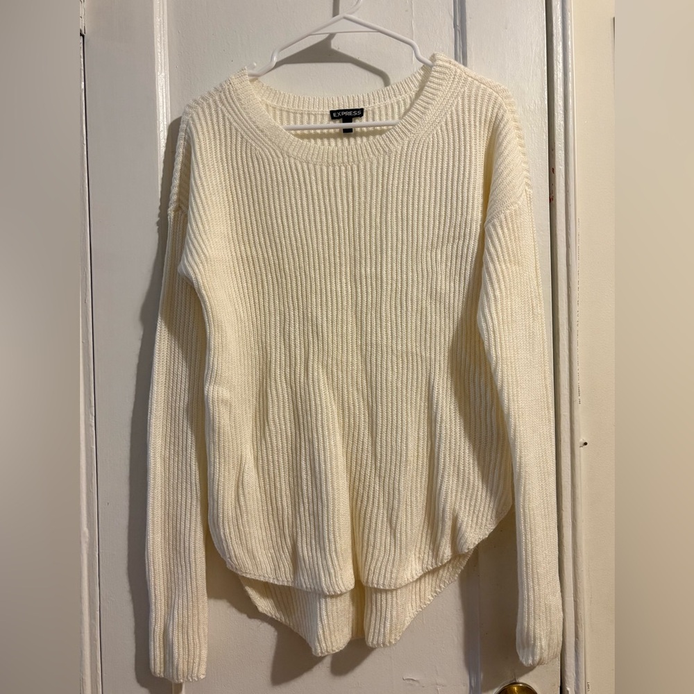 Express Cream Sweater | High-Low Hem | Soft Knit | Size Small